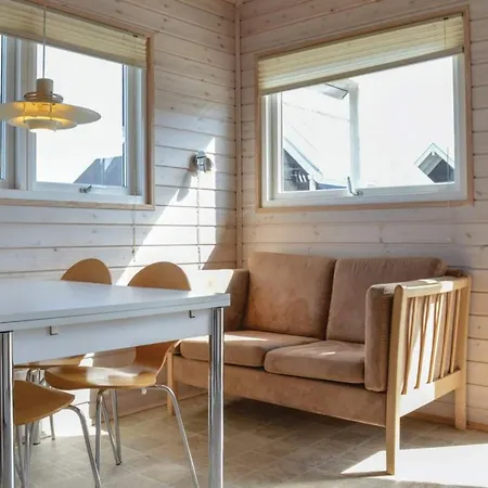 Semesterbostad 4 Star In