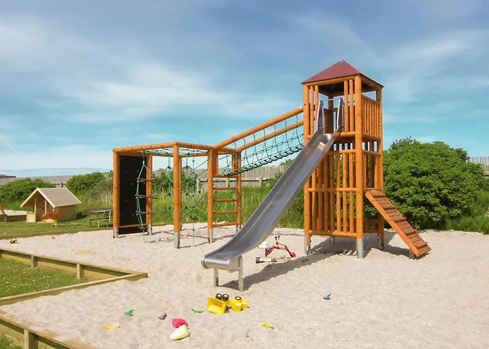 4 Star In * Thyborøn