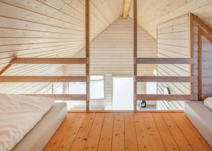 4 Star In * Thyborøn