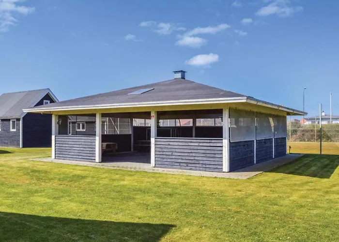 Hébergement de vacances 4 Star In *